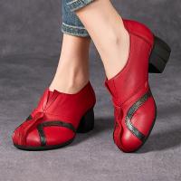 2538嫔妃丽人头层牛皮手工特色套脚民族复古风粗跟罗马拼接中国风单鞋（四叶纹单鞋）