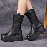 2301嫔妃丽人头层牛皮简约长靴刺绣厚底舒适复古妈妈增高小个子复古女鞋（几何靴）